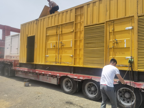 铜陵汽油发电机对供油装置的要求